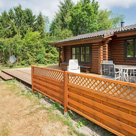 Four-bedroom Holiday In Vaeggerlose 5 * Fårvang