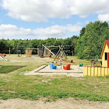 Four-bedroom Holiday In Vaeggerlose 5 Ferienhaus Fårvang