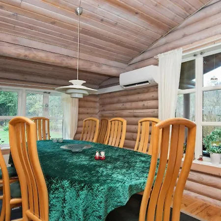 Four-bedroom Holiday In Vaeggerlose 5